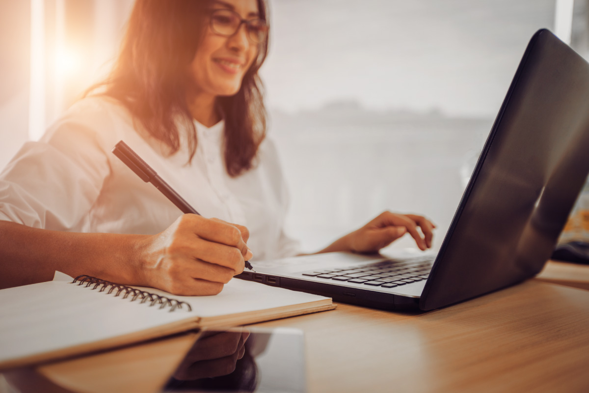 Formation en distanciel - Inscrivez-vous pour découvrir l'application eStage !